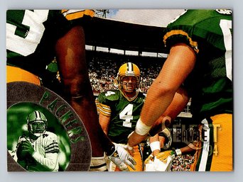 1994 SELECT Brett Favre Football Card - Mint