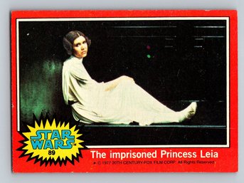 1977 Topps Star Wars Imprisoned Princess Leia Card - EX-MT