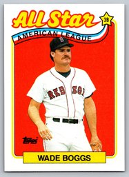 1989 Topps Wade Boggs Baseball Card - Mint