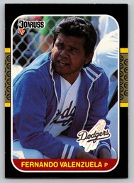 1987 Donruss Fernando Valenzuela Baseball Card - Mint