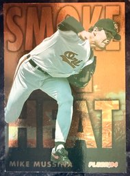 1994 Fleer Smoke N Heat Mike Mussina Insert Baseball Card - MINT