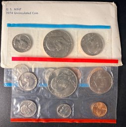 1974 P&D United States Mint Set With Eisenhower Dollar