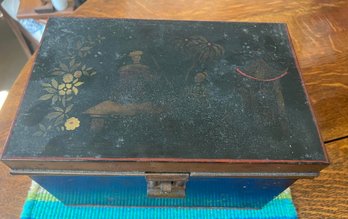 Antique 19th Century Toleware Tin Box With Asian Theme