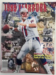 1999 New England Patriots Official Yearbook Signed Autographed Brown Bruschi (6 Signatures)