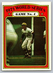 1972 Topps Roberto Clemente Baseball Card - NM