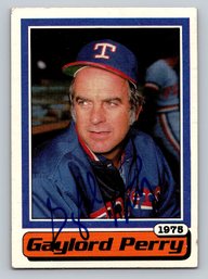 Gaylord Perry Baseball Hall Of Fame Signed Autographed Baseball Card