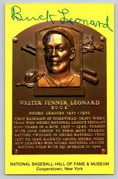 Buck Leonard (D. 1997) Negro League Signed Autographed Gold HOF Plaque Postcard