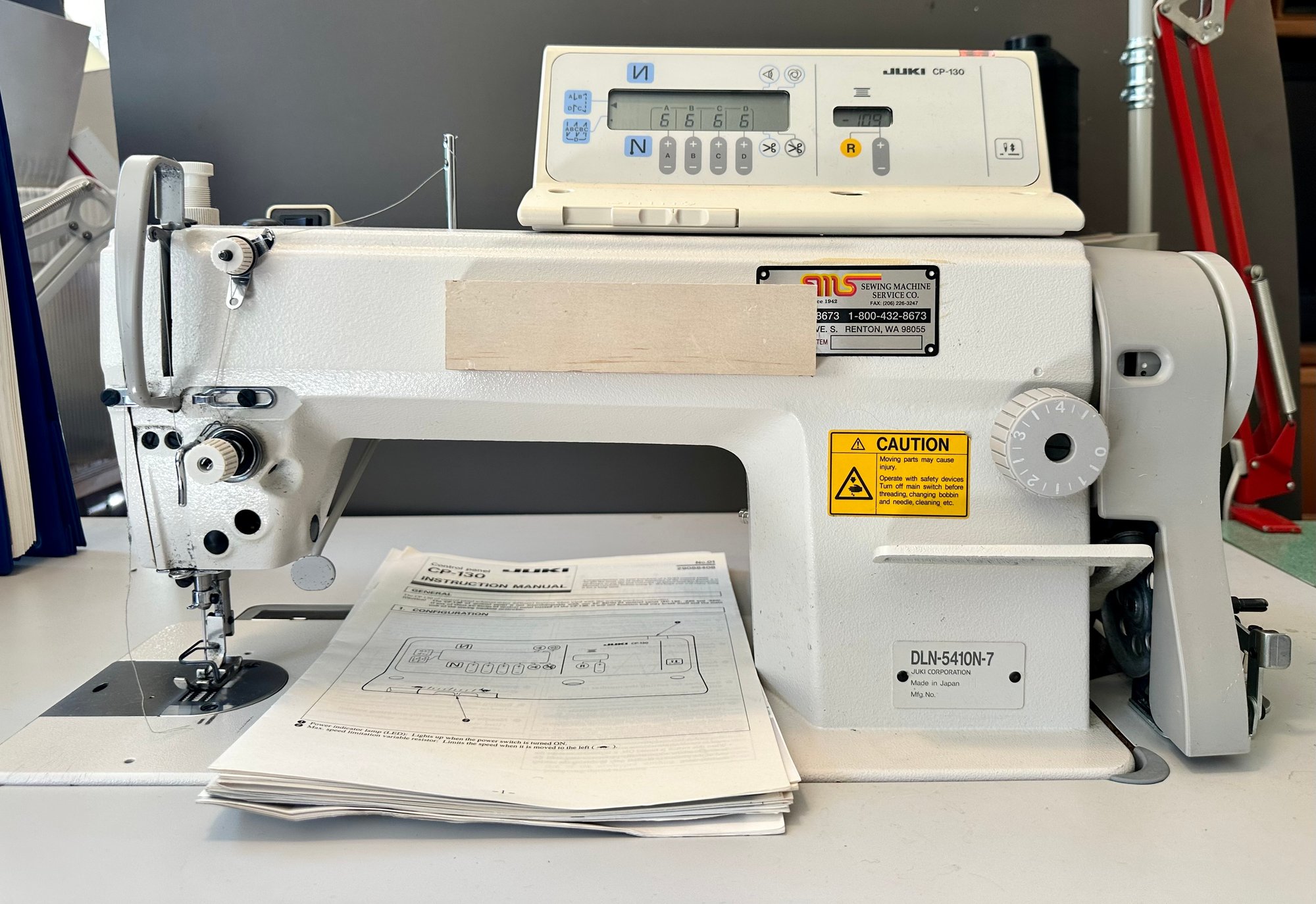 Juki DLN-5410N Sewing Machine With A SC-1 And CP-130 #20346