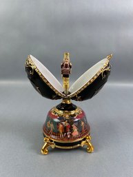 The Nut Cracker Musical Box Egg #d3203