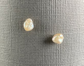 Freshwater Pearl & 14k Yellow Gold Stud Earrings