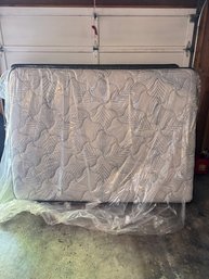 Sleepys By Sealy Queen Mattress And Boxspring