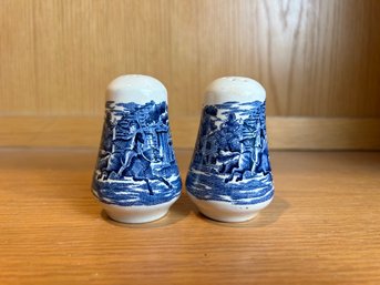 Blue Willow Salt & Pepper Shakers