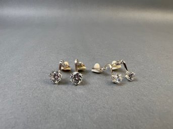 2 Pair Fashion Clip On Earrings.