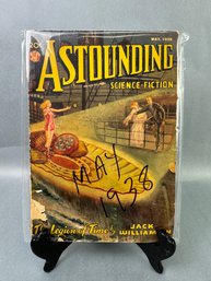 Astounding Science Fiction Pulp Novel         May 1938
