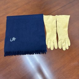 Gold 3/4 Kid Gloves By Gant In Geleine-France And Navy Scarf