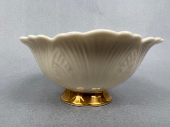 Lenox Pedestal Bowl.