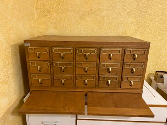 Vintage U Of W Card File 15 Drawer