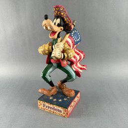 Walt Disney Showcase Collection - Jim Shores Stars And Stripes Of Freedom
