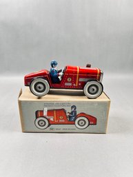 Vintage-style MS447 Wind-up Tin Race Car