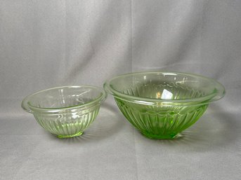Set Of 2 Vintage Depression Nesting Bowls