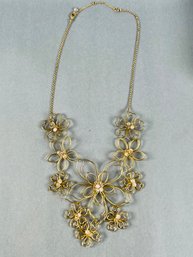 Tommy Bahama Wired Flowered Necklace With Box