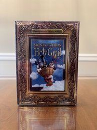 Deluxe Edition 2 Disc Set Monty Python And The Holy Grail