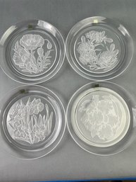 Set Of 4 Hoya Plates