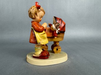 Himmel Figurine: Doll Mother