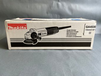 Makita GA4530 4.5 115mm Angle Grinder
