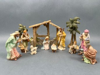Haus Of Angels Resin Manger Scene.