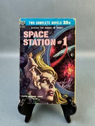 Ace Double Sci-Fi Book Empire Of The Atom