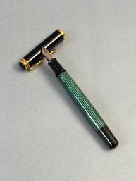 Pelikan M400 Piston-filler Green Stripe Fountain Pen - 14K/585 Nib