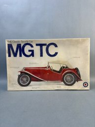 Entex 8223 The Classic Sports Car MGTC 1/16 Scale Model Kit