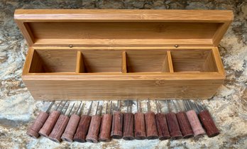 Wood Corn Cob Holders With Placement Box