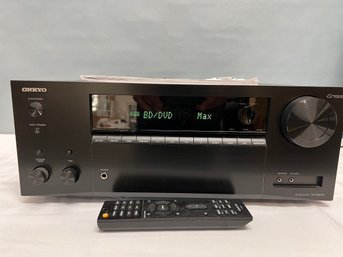 Onkyo TX-nR575 AV Receiver.