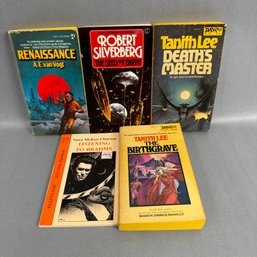 Lot Of  5 Sci-Fi Books