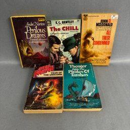 Lot Of 5 Sci-Fi Books