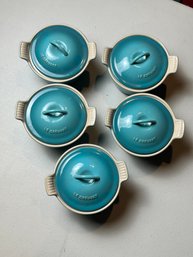 Le Creuset  Caribbean Covered Stoneware Bowl Great For French Onion Soup Set Of 5