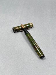 Wahl-Eversharp Gold Seal Fountain Pen From The Late 1920s Or Early 1930s, Featuring A 'Brazilian Green'