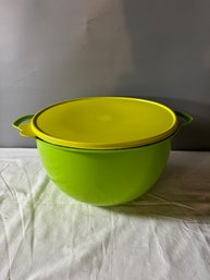 Large Tupperware Bowl