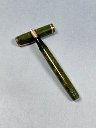 Vintage Parker Streamline Green And Gold Marbled Fountain Pen With Parker Nib