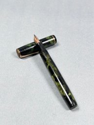 Vintage Parker Streamline Green & Black Pearl Fountain Pen