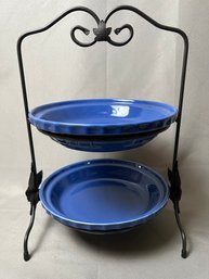 Longaberger 2 Pie Cooling Stand With Stoneware Pie Pans.
