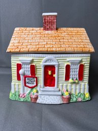 1992 Limited Edition Nestle Toll House Cookie Jar.