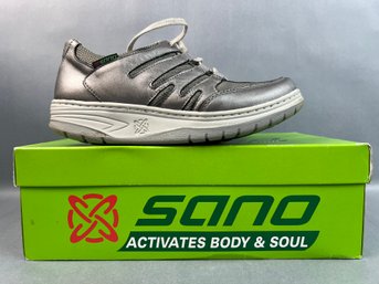 Womens Size 6.5 Sano Escape Sport Shoes