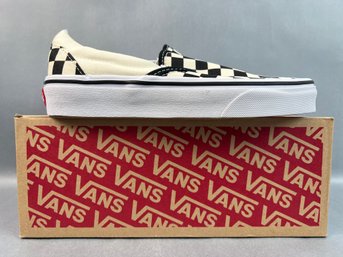 Womens Size 6 Vans Classic Slip On