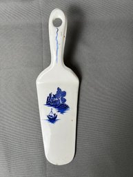 Vintage Blue And White Cake Server.