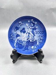 2002 Bing & Grndahl Children's Day Plate Titled 'The Little Juggler