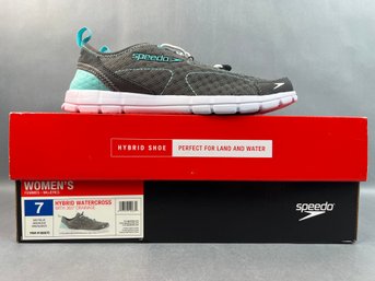 Womens Size 7 Speedo Hybrid Watercross Shoes