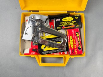 Arrow Staple Gun L: Model T51-p & Staples